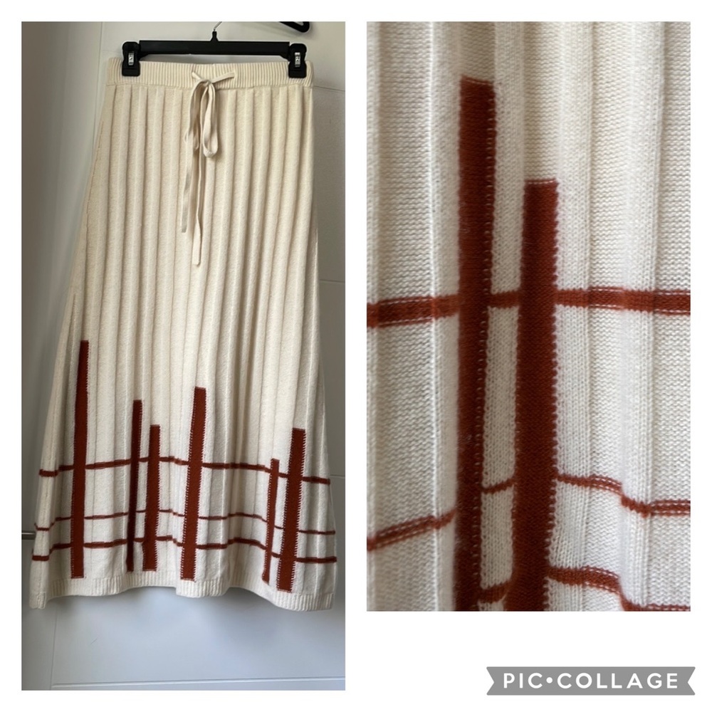 ⭐️ GORGEOUS and Unique Skirt - Picture 1 of 10